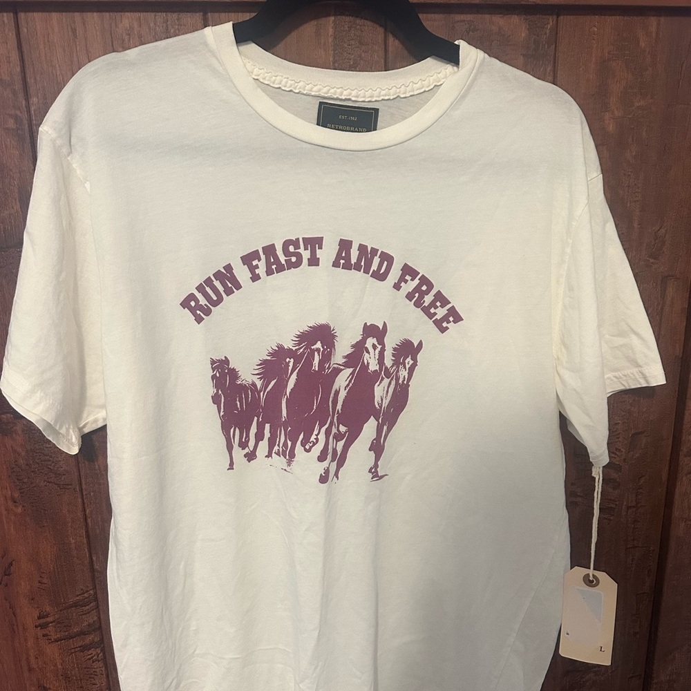 Women's White Graphic Tee - Run Fast and Free